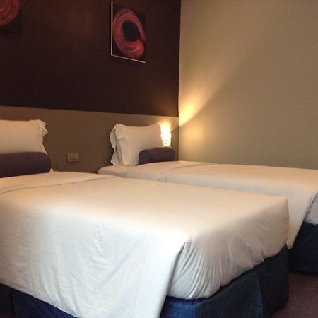 Li Nakpil Otel Manila Dış mekan fotoğraf